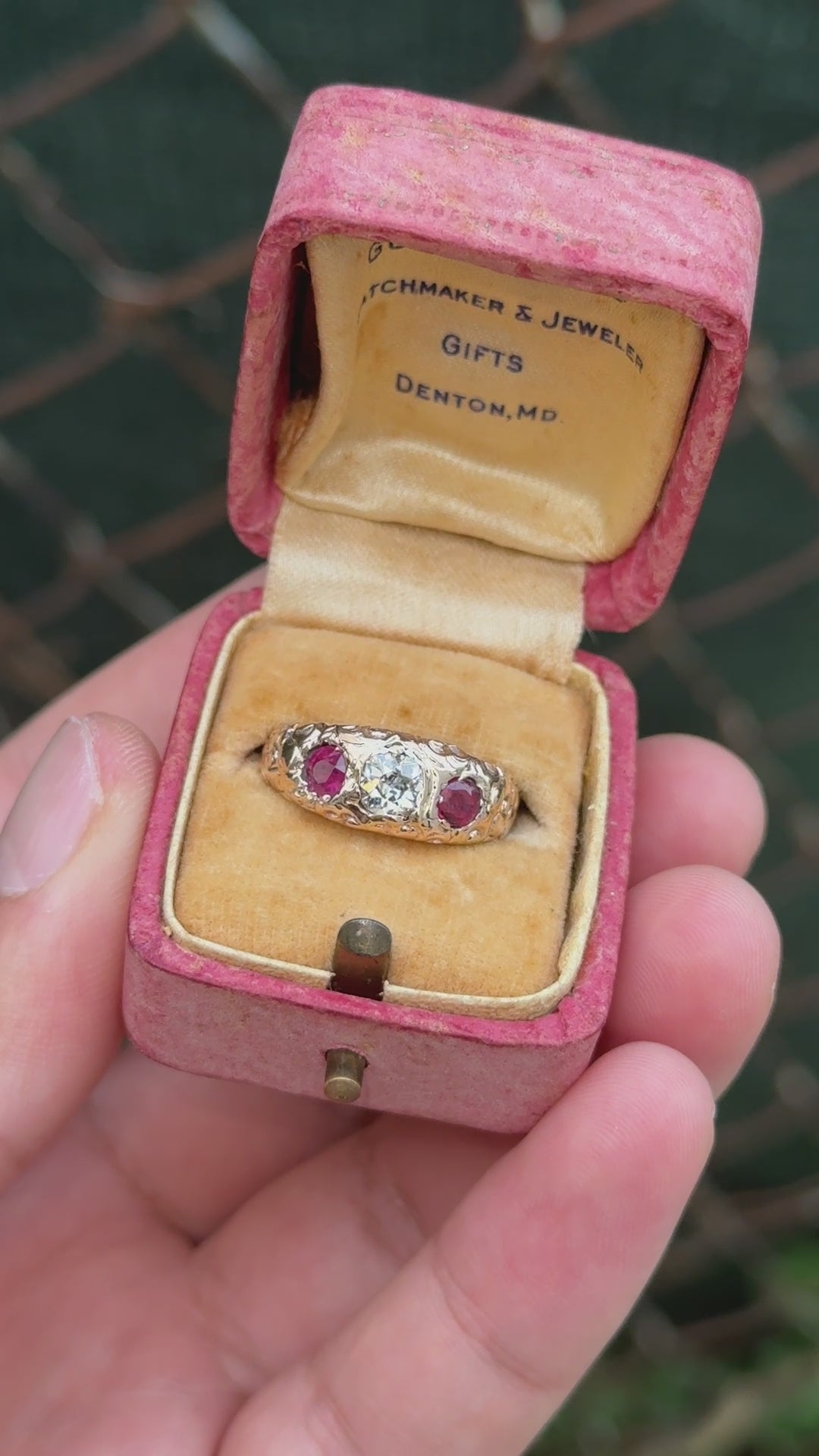 Vintage Art Deco 14K Gold Antique Cut Diamond & Natural Ruby Gypsy Ring Size 7