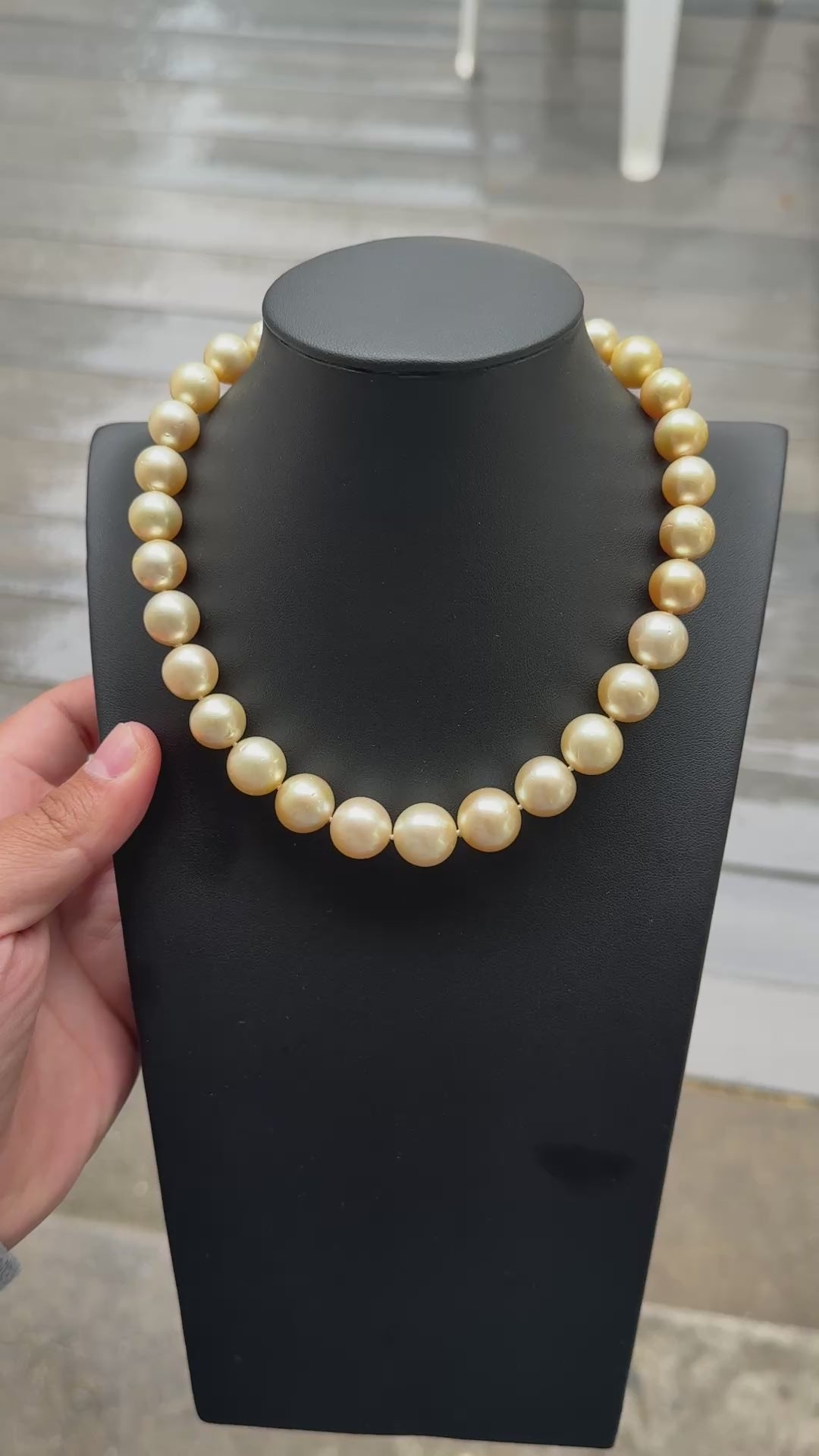 GIA Certified South Sea Pearl Necklace 12–14.62mm 94.40g 14K Gold Diamond Clasp
