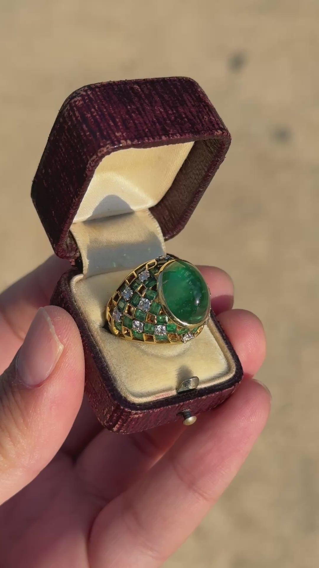 Exquisite 7.12ct Emerald & Diamond Cabochon Ring GIA Certified 18K Yellow Gold