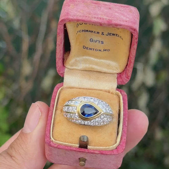 Amazing French Vintage 18K Gold Ring 3.85 Carats of Diamonds & Sapphire IGI Cert