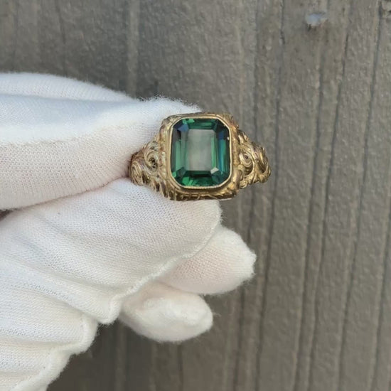 Victorian Style 14K Gold Ring with GIA Certified Green Spinel