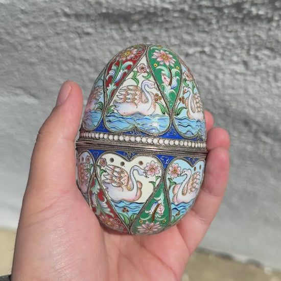 Lovely Antique Russian Enamel Silver Egg With Fine Workmanship