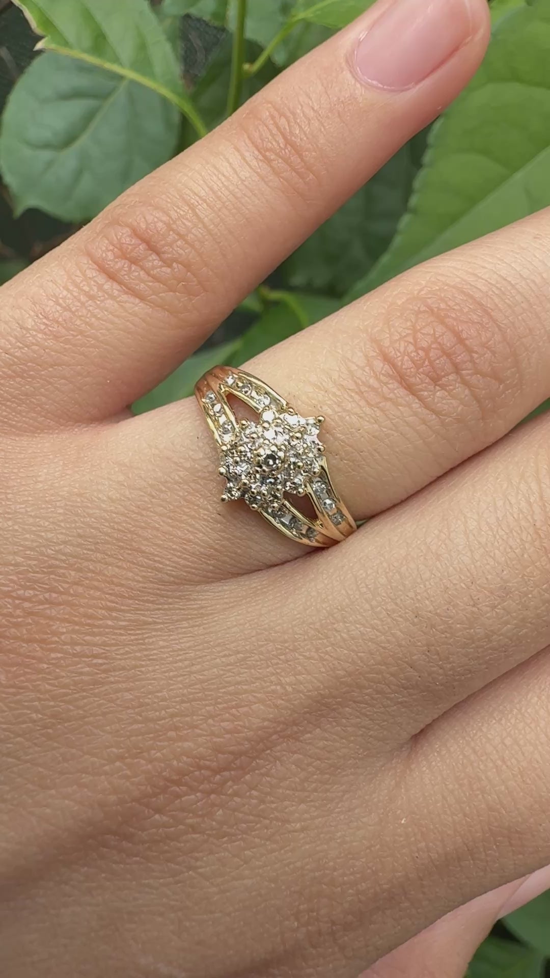 IGI Certified 14K Yellow & White Gold Diamond Cluster Ring – 0.25ct, Size 6.75