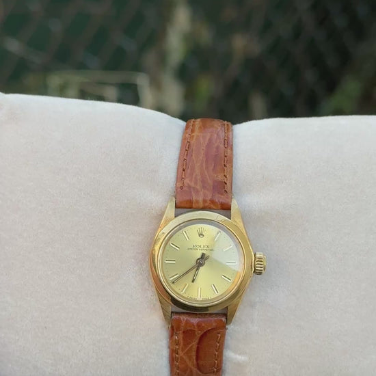Vintage Ladies Rolex Oyster Perpetual 26mm 18k Yellow Gold Ref. 6718