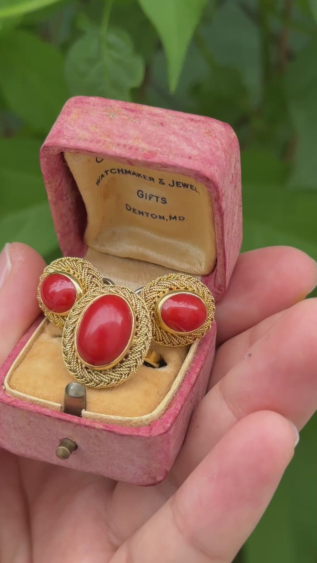 Estate Italian 18K Yellow Gold Blood Red Coral Earring & Ring Set 15.84g Size 8