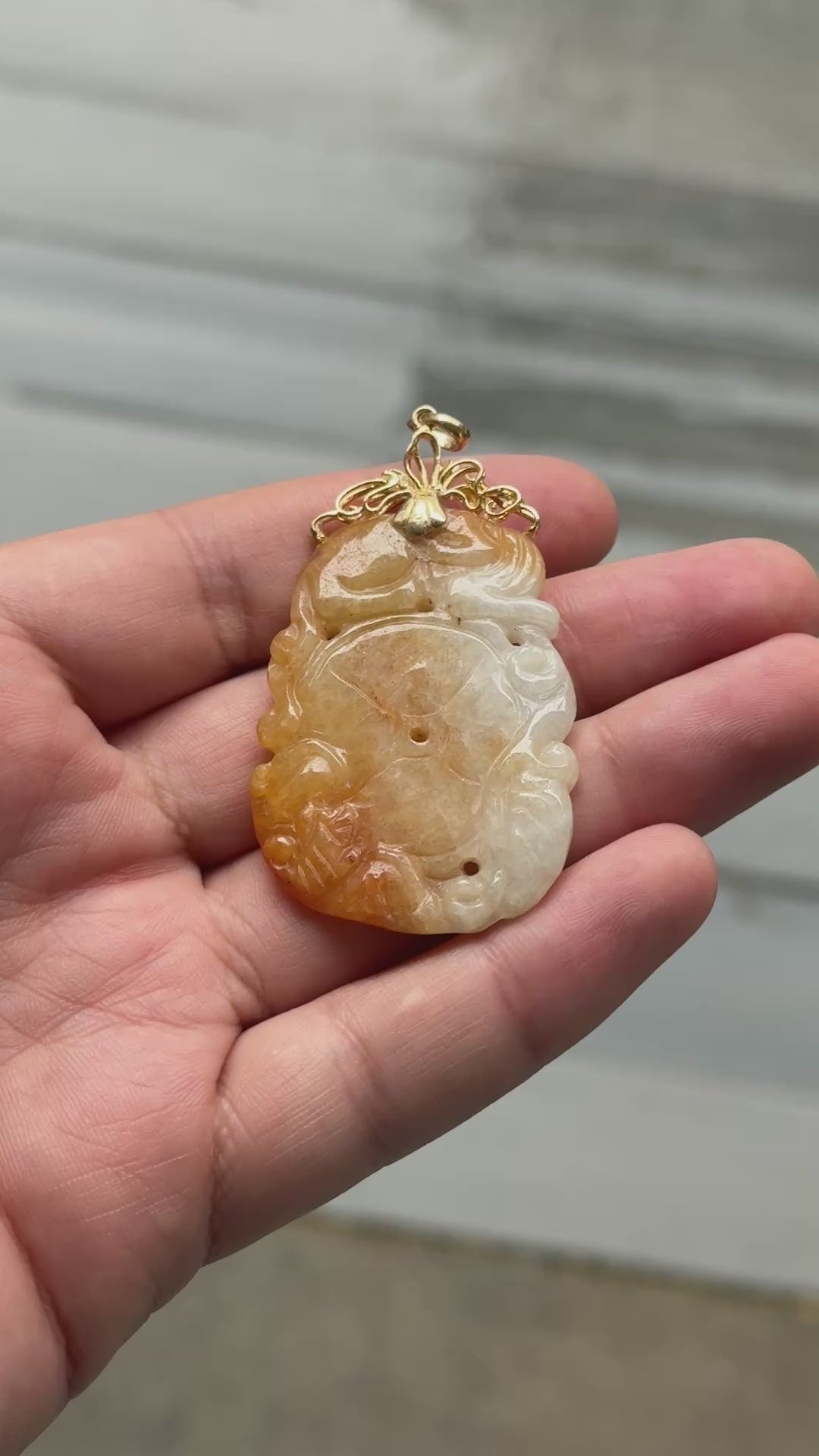 Vintage Carved Jade Pendant with 14K Gold Bail – 2.75" x 1.5", 16.71g Russet