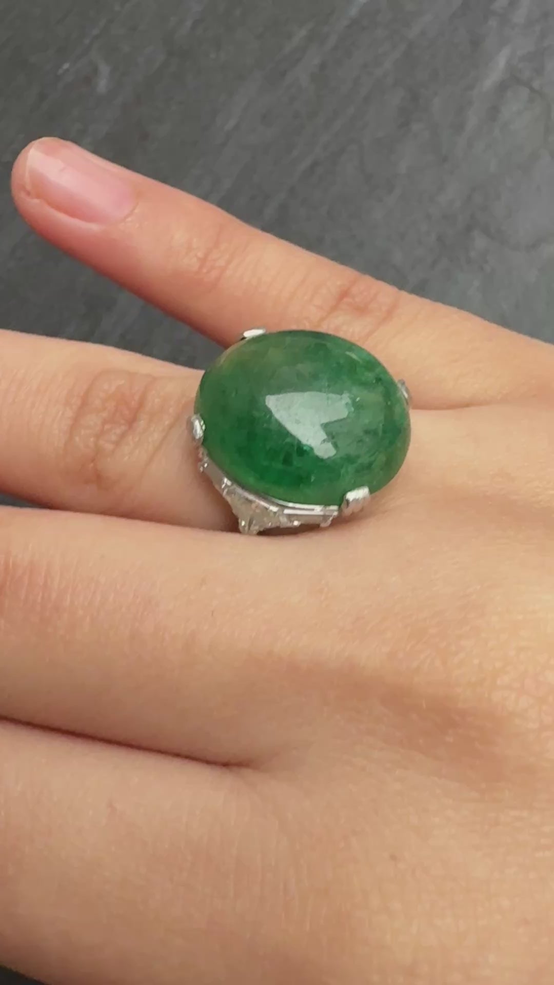Exquisite 16-17 Carat Approx. Cabochon Emerald Ring in Platinum