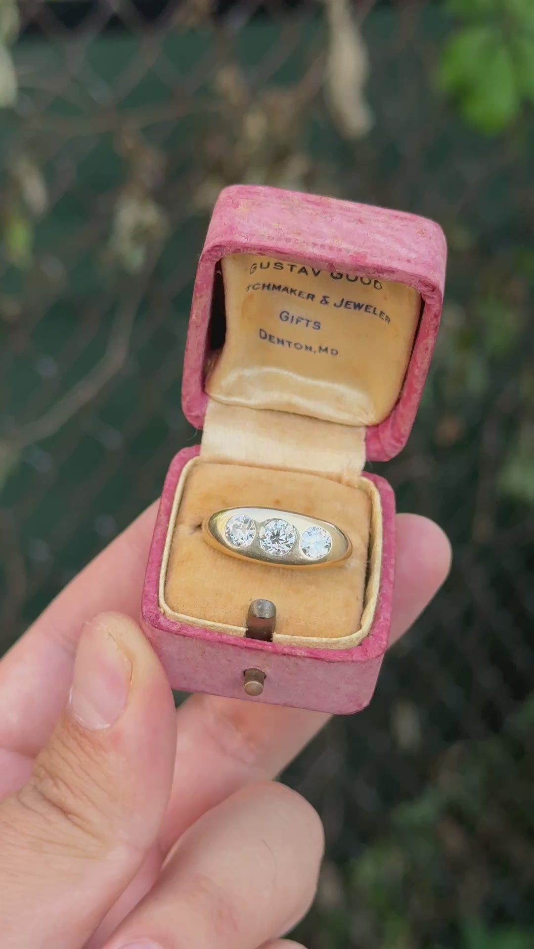Art Deco 14K Yellow Gold Gypsy 3-Stone Old European Cut Diamond Ring Size 9.5