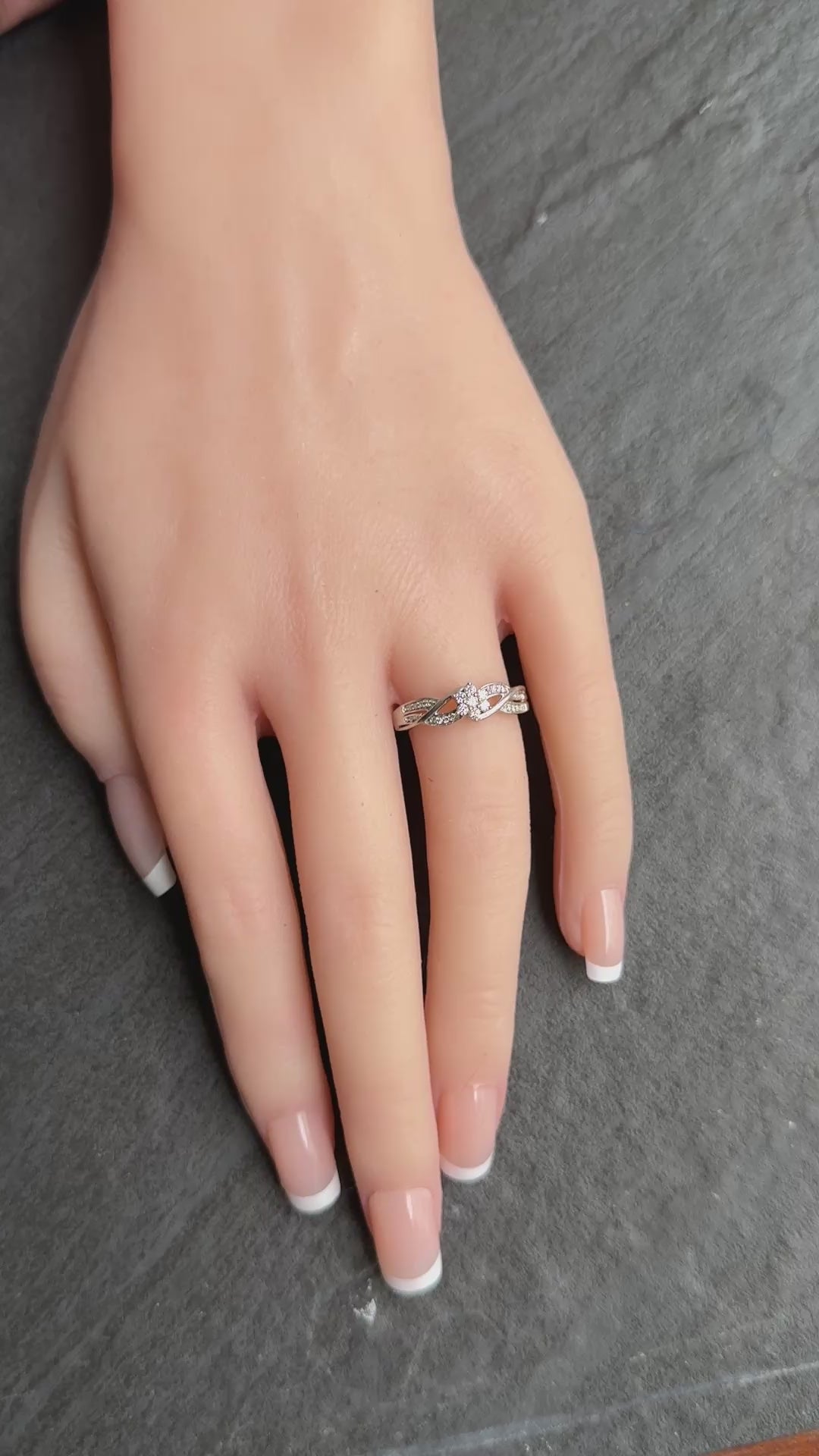 10K White Gold Natural Diamond Openwork Ring – Size 7.25