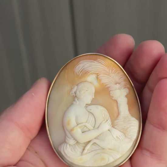 Exceptional Quality 14K Yellow Gold Cameo Brooch With Superb Carving