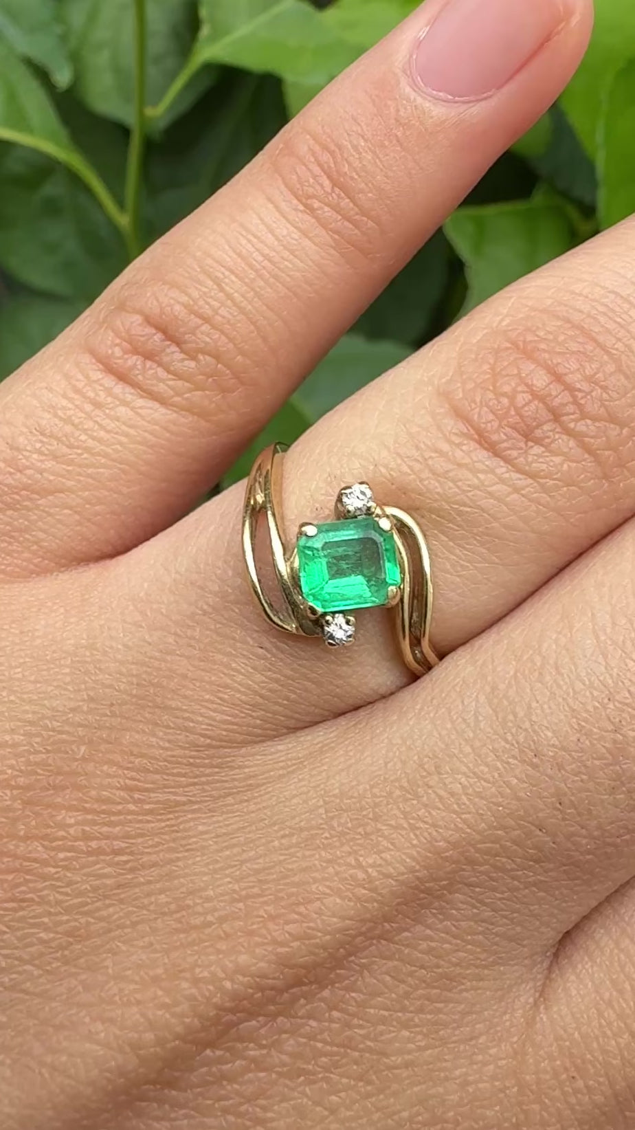 14K Yellow Gold Emerald & Diamond Ring .75 Carat Emerald IGI Certified Size 5.75