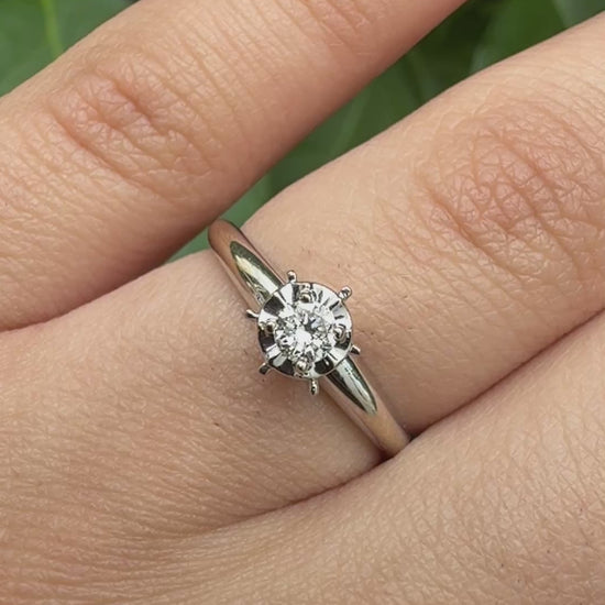 IGI Certified 14K White Gold Solitaire Diamond Ring Round Brillant Diamond