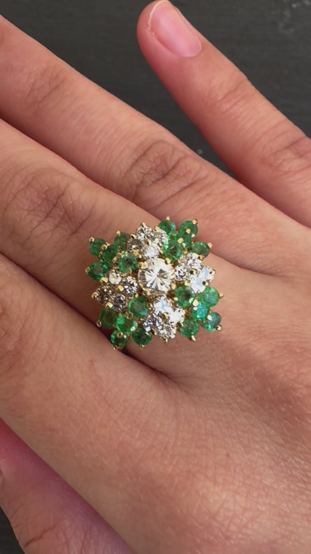 14K Yellow Gold Diamond & Emerald Cluster Ring – 0.89 TCW Ring Size 8.75
