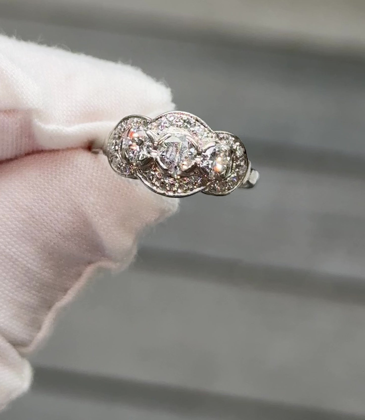 IGI Certified Vintage Platinum Diamond Ring 1.00 CTW Size 7.25