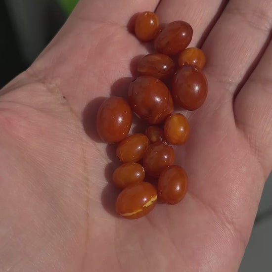 Beautiful Antique Amber Beads Lot 7.38 Grams