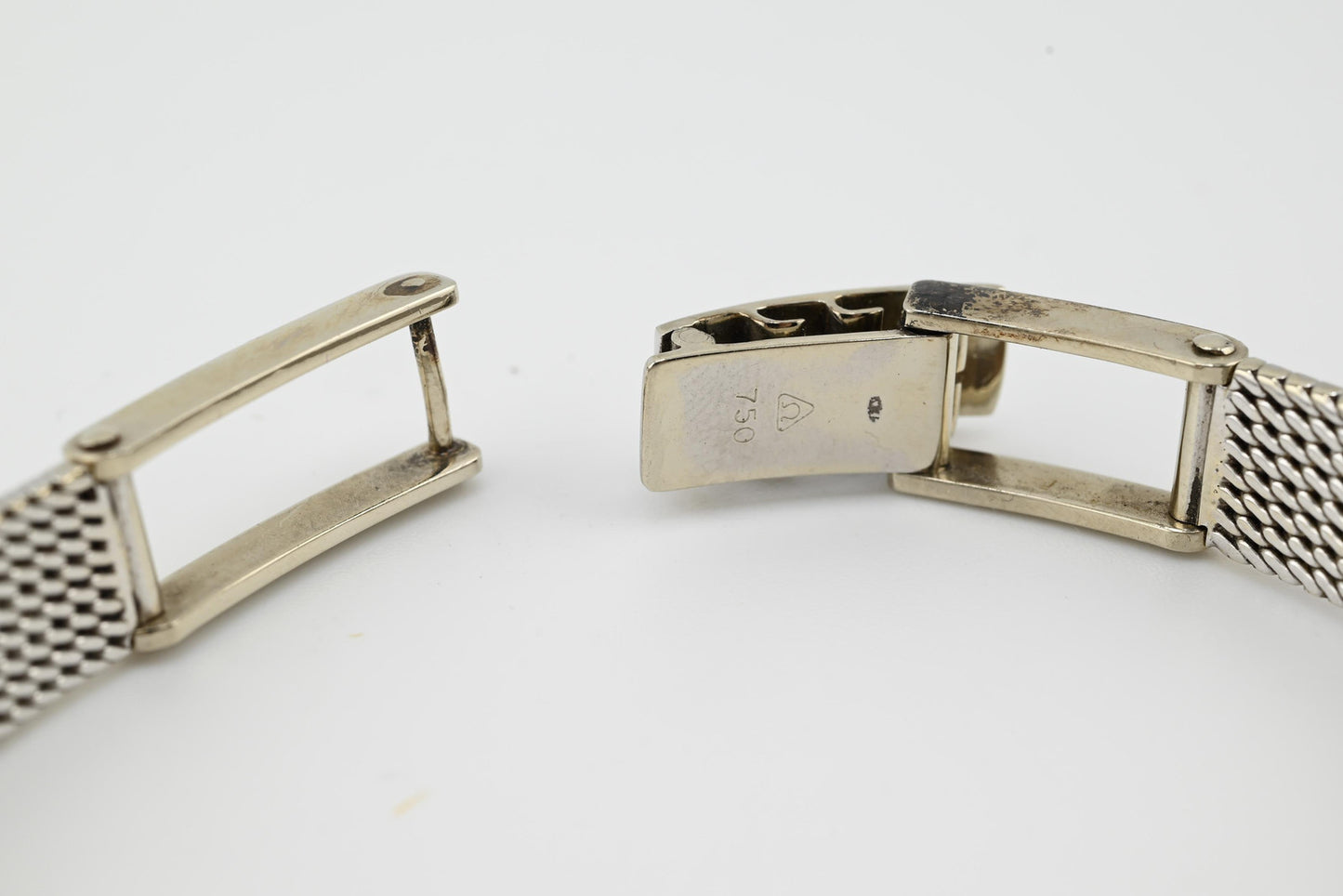 Vintage Omega 18K White Gold Ladies Diamond Dress Watch